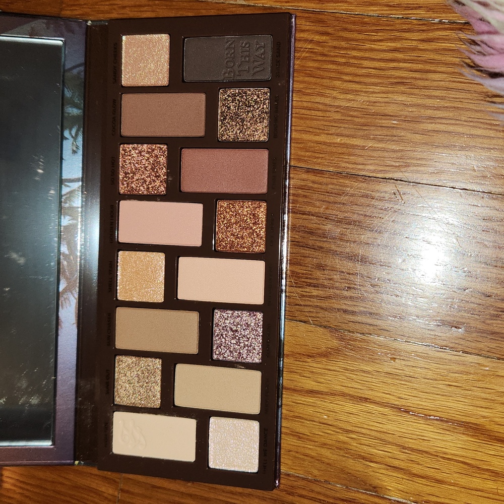 Too Faced Born This Way Sunset Stripped Palette